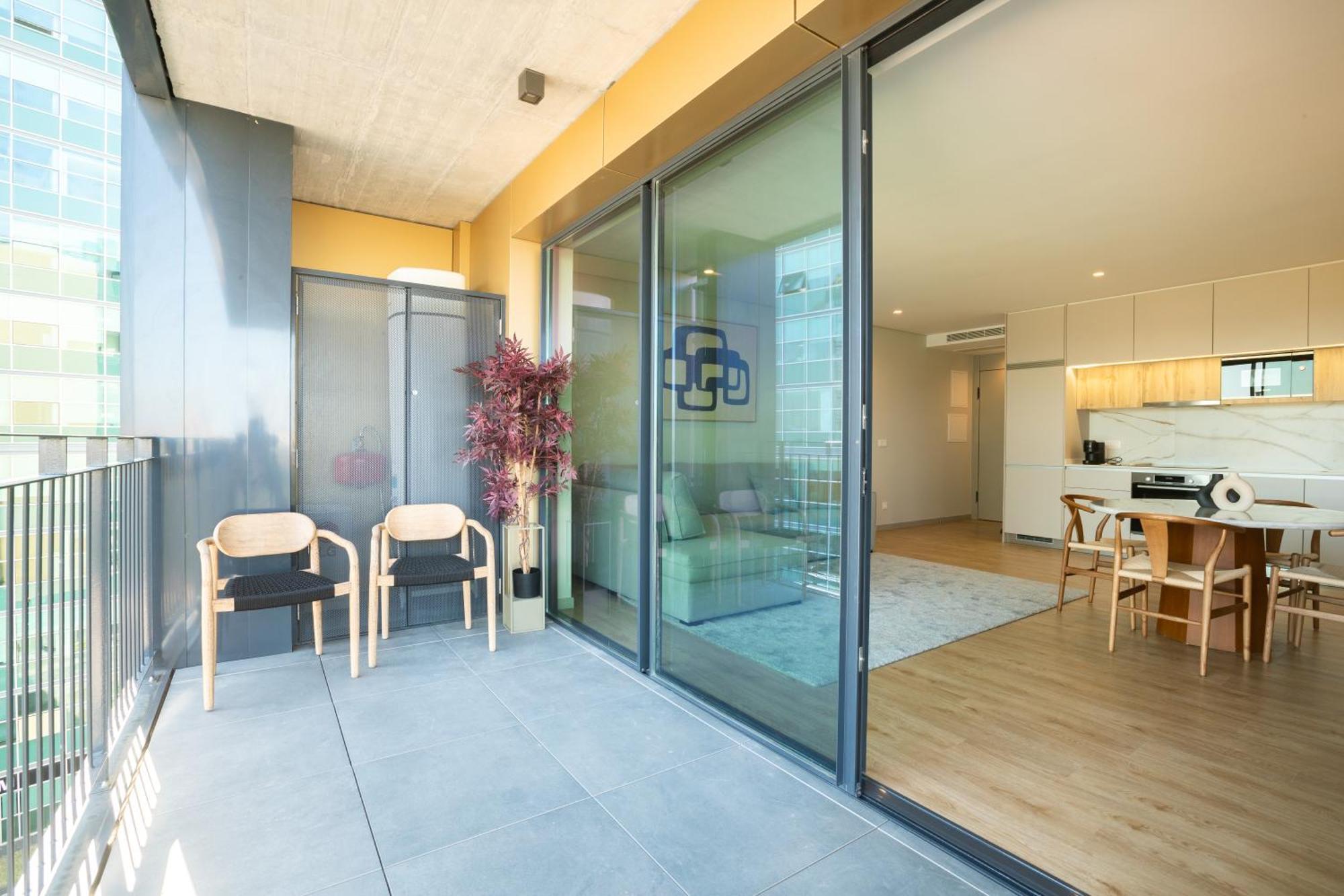 Apartment Brand New Luxurious Ap T2 - Amazing View- With Garage *